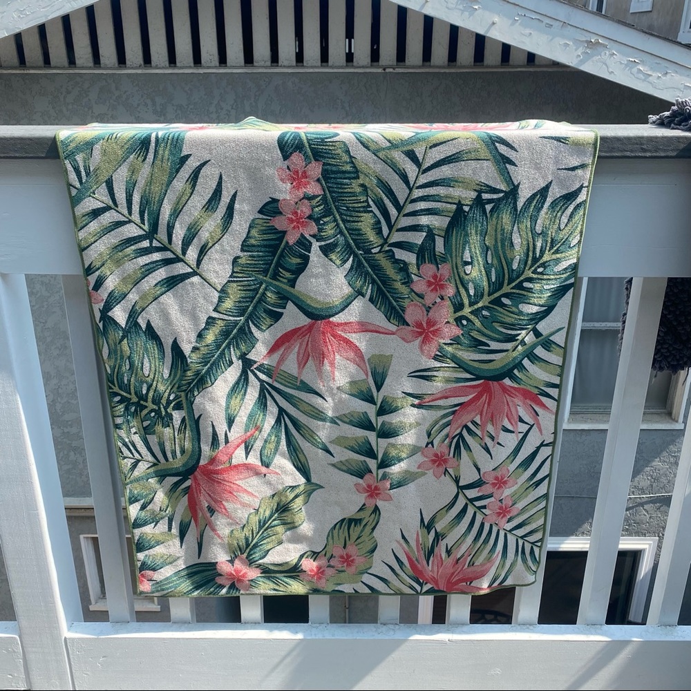 Nomadix Beach Towel